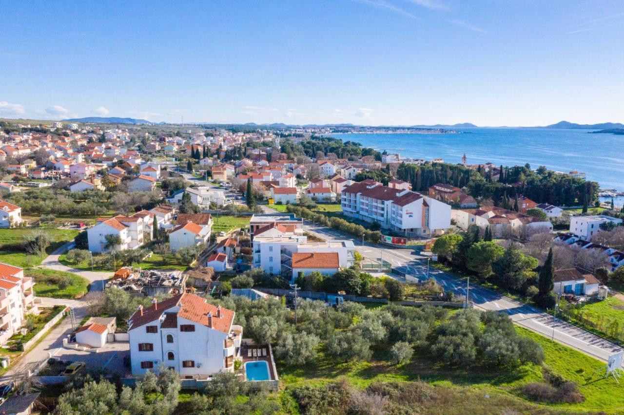 Villa Slavica スベティ・フィリップ・イ・ヤコブ エクステリア 写真